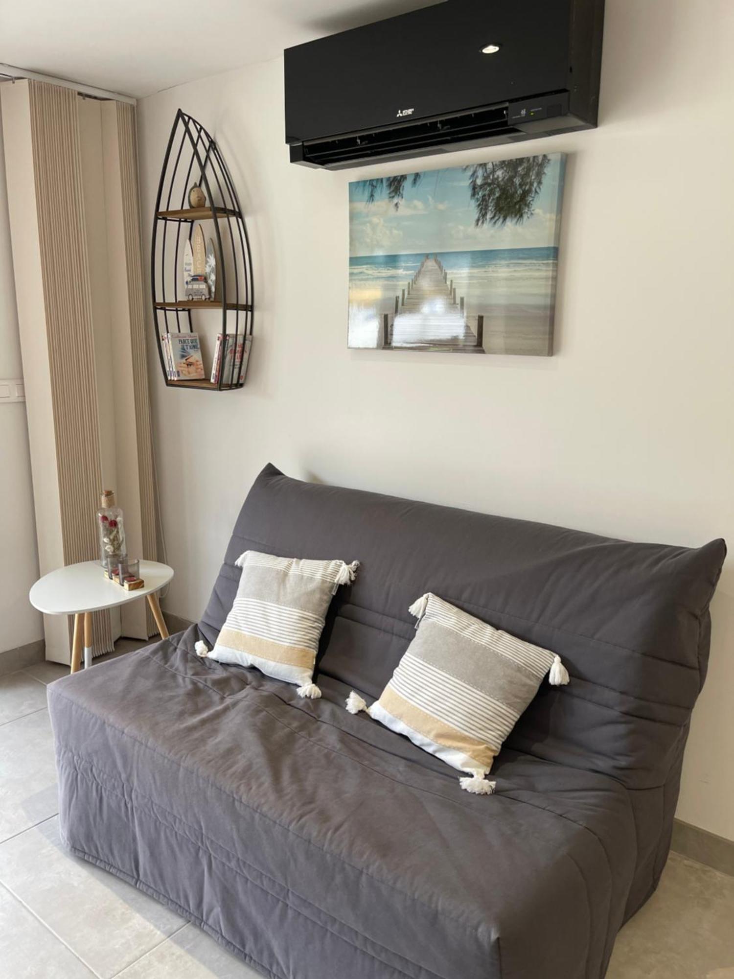 Studio 40M2 Avec Terrasse Le Mas De Lauriane Saintes-Maries-de-la-Mer Exterior photo